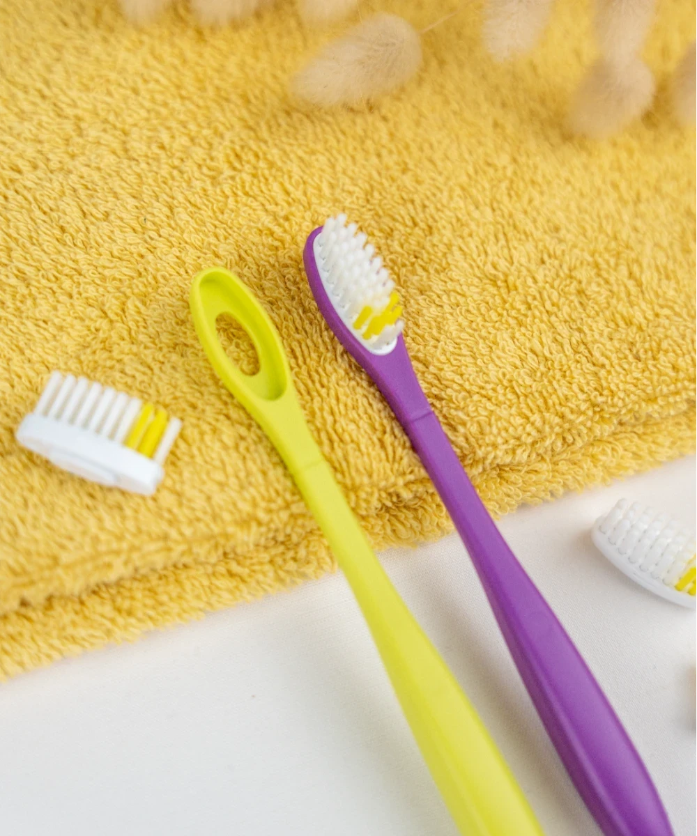 Pack 1 an - brosse à dents rechargeable pour enfant - 100% bioplastique