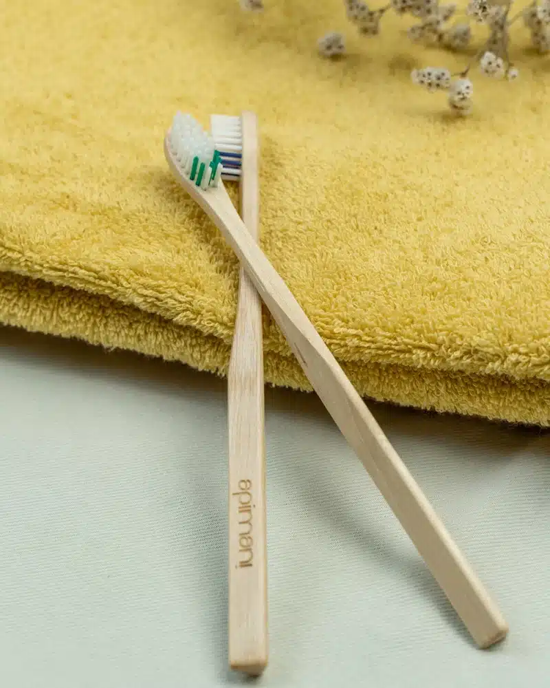 brosses à dents en bois fabriquées en france