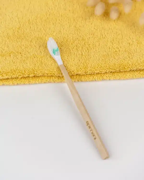 brosse a dents rechargeable extra souple blanc