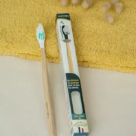 brosse à dents rechargeable en bois