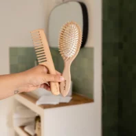 peigne brosse à cheveux bois