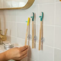laisser sécher brosse à dents en bois