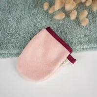 gant-demaquillant-rose