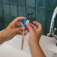 fixer recharge brosse à dents enfant